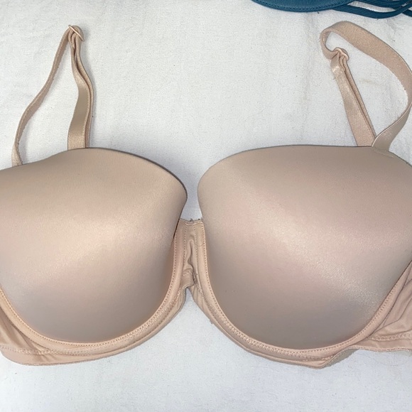 Bra - Picture 1 of 2